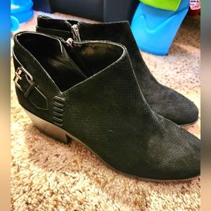 Women's Vince Camuto Parveen Suede Booties w/ Buckle Sz. 10